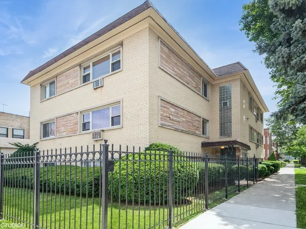 4757 N Keeler Ave APT 302, Chicago, IL 60630