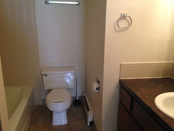 3rd image of 3645 Butternut Dr APT 2