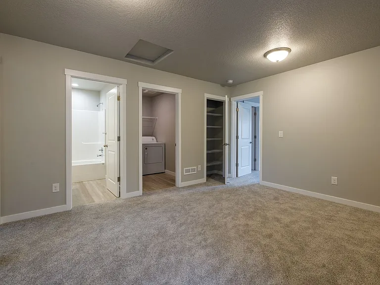 Oak Heritage Townhomes — Photo 50