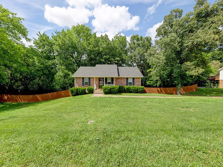3253 N Senseney Cir — Photo 33