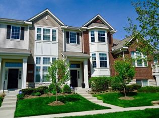 15306 Sheffield Square Pkwy, Orland Park, IL 60462