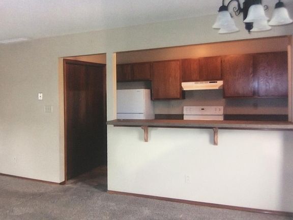Living room, into kitchen