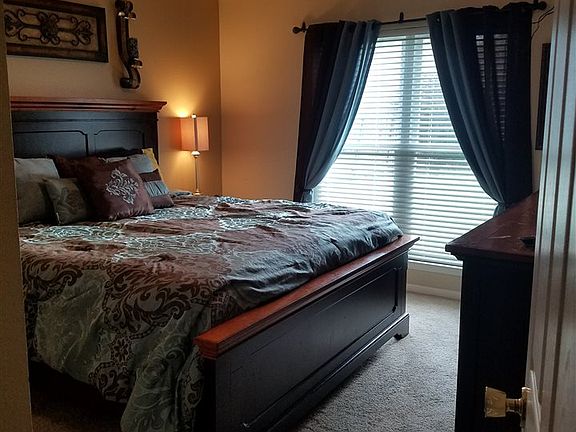 4th image of 5625 Emily Ln