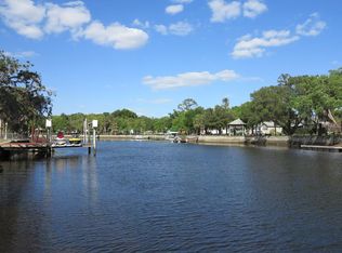 6762 River Rd, New Port Richey, FL 34652