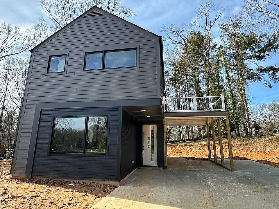 2nd image of 722 Tiffany Ln #722