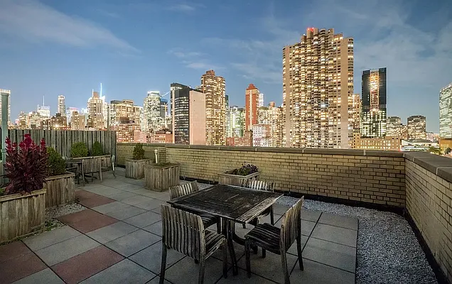 Rented by Keller Williams NYC | media 2
