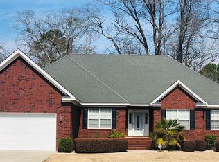611 Chaucer Dr, Florence, SC 29505