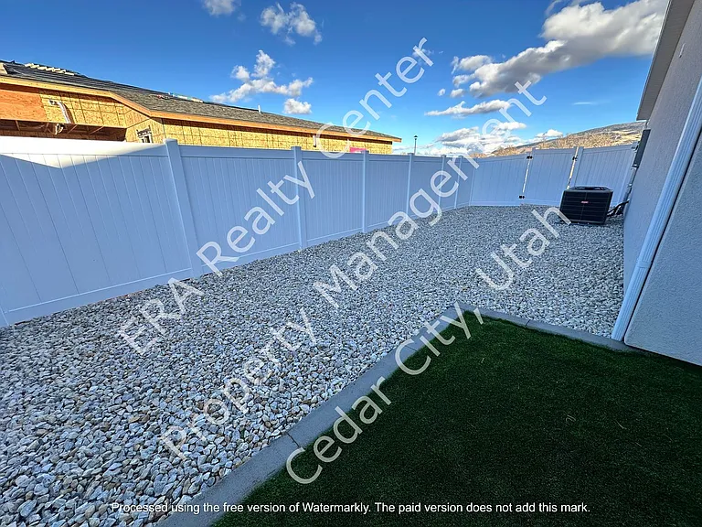 3917 Hawks Landing Loop — Photo 17