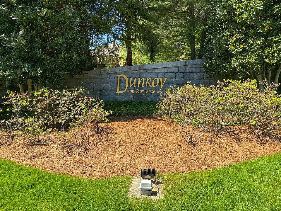1st image of 698 Dunroy Dr