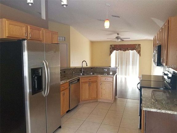 2nd image of 5220 Silver Thistle Ln