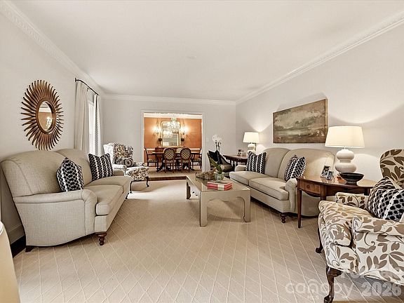 5th image of 3101 Cloverfield Rd
