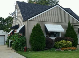 3763 S 23rd St, Milwaukee, WI 53221