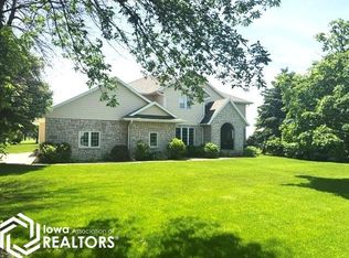 1511 W Valleyview Dr, Algona, IA 50511