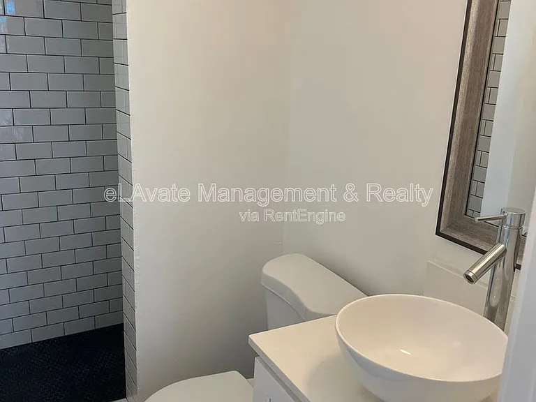 7006 Lanewood Ave #9 — Photo 5