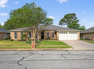 3713 Woodmont Ct, Bedford, TX 76021