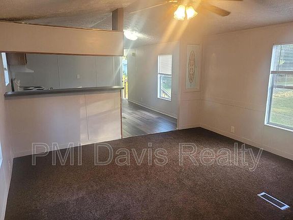 3rd image of 4523 County Road 218