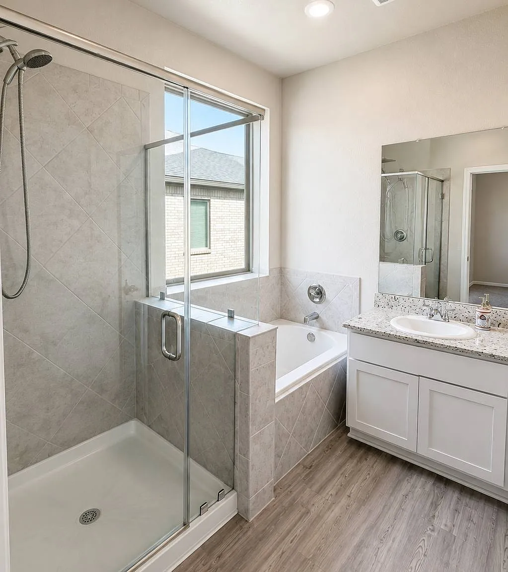 3 bed, 1553 sqft, $2,400 — Photo 4