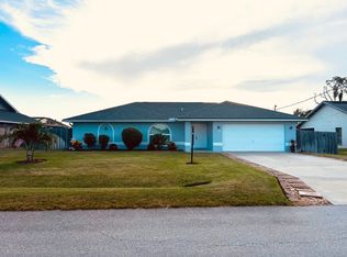17330 Meadow Lake Cir, Fort Myers, FL 33967