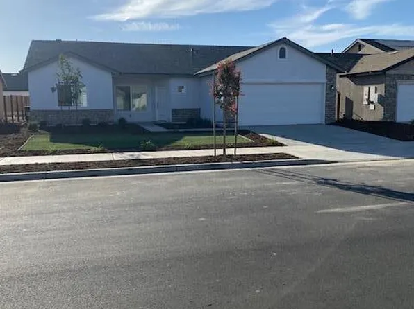 1139 S Chess Terrace Place E, Porterville, CA 93257