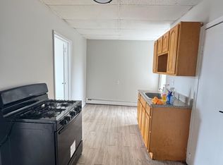 545 E 38th St #E6, Paterson, NJ 07504