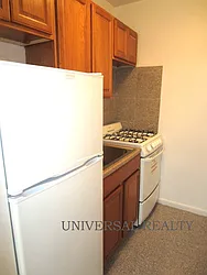 Rented by Universal Realty Group