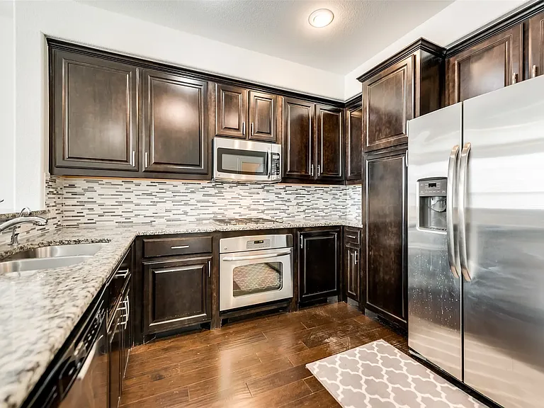 5745 Headquarters Dr — Photo 18