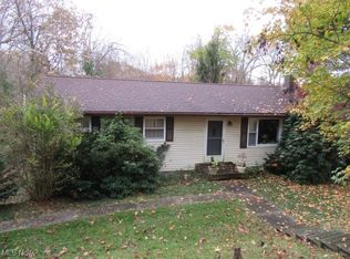 7790 Lakeview Dr, Nashport, OH 43830