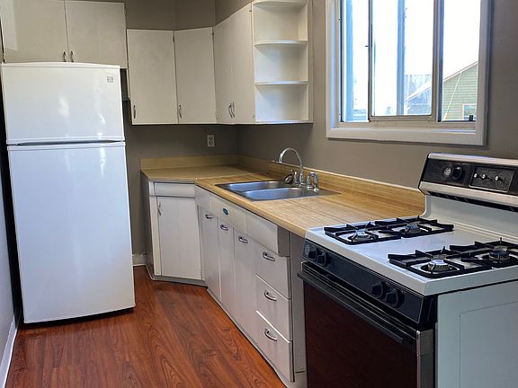 4th image of 2502 Gleason St APT 2