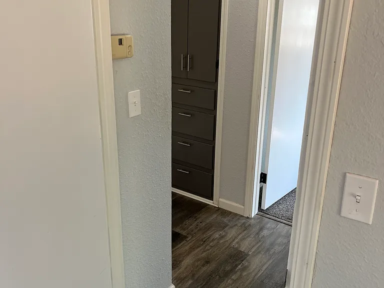 315 Anita Dr — Photo 13