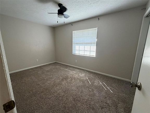 4th image of 511 Cocoplum Dr