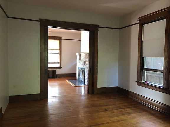 5th image of 317 W Maple St #1