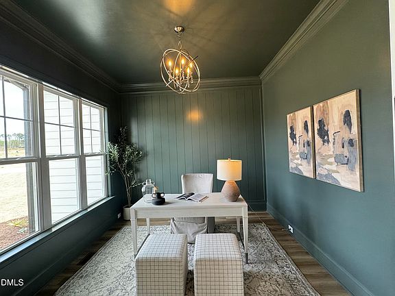 4th image of 1065 Azalea Garden Cir