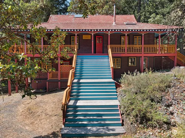 865 Bullfrog Road, Friday Harbor, WA 98250