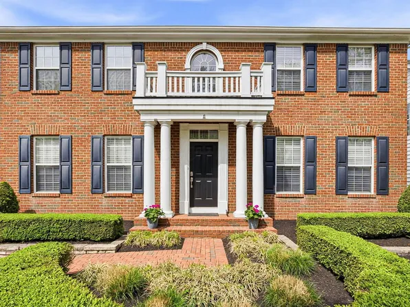 4940 Heath Gate Dr, New Albany, OH 43054