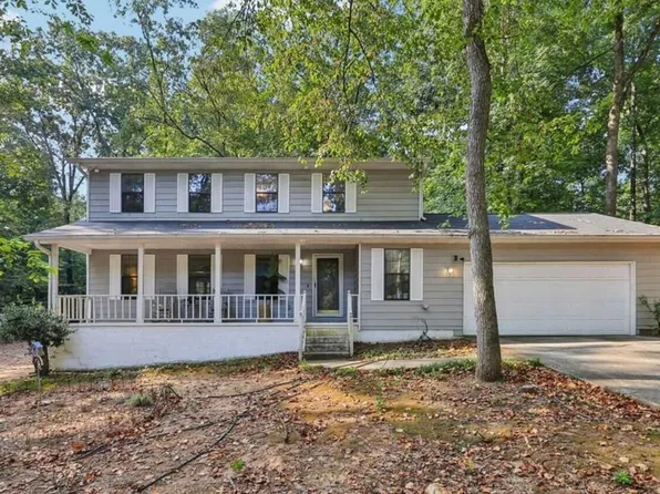 145 Downing Ct, Fayetteville, GA 30214