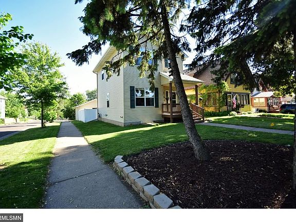 2nd image of 1656 Ross Ave
