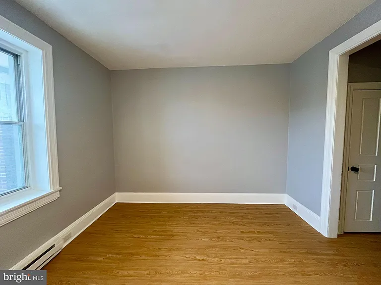 4417 Walnut St #3F — Photo 3