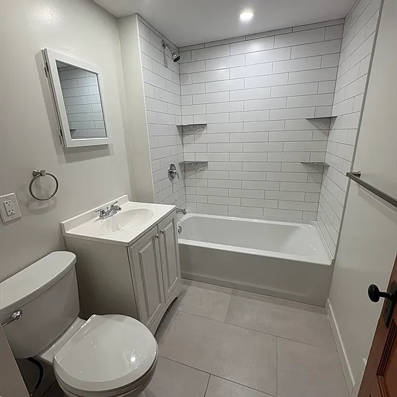70 Adams St #70 — Photo 29