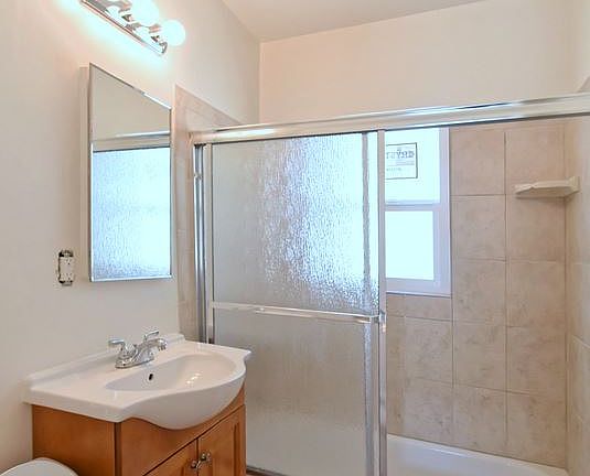 5th image of 1820 12th St APT 5
