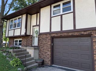 5875 Rattman Rd, Madison, WI 53718