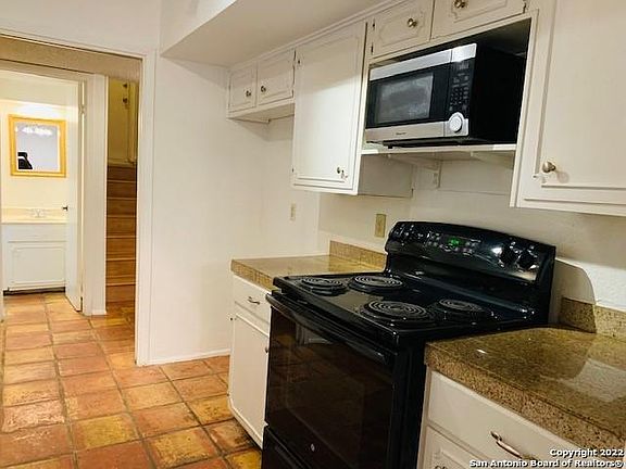 4th image of 11822 Sandman St