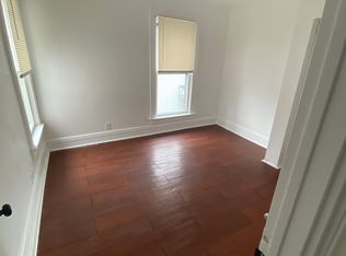 516 Hickory St, Waukegan, IL 60085