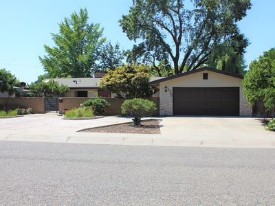 1747 W Harvard Dr, Visalia, CA, 93277