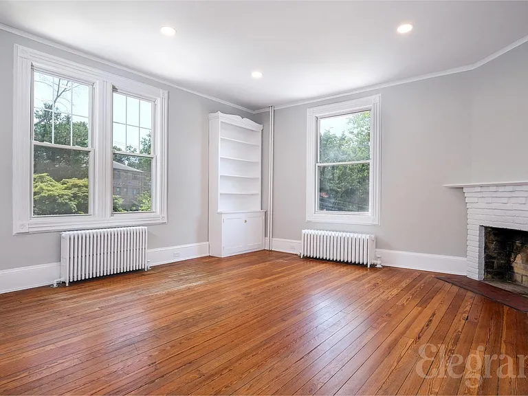 7 Keller Ln #5 — Photo 10