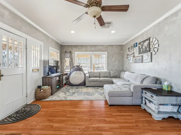 417 S Dixie St, Eastland, TX 76448
