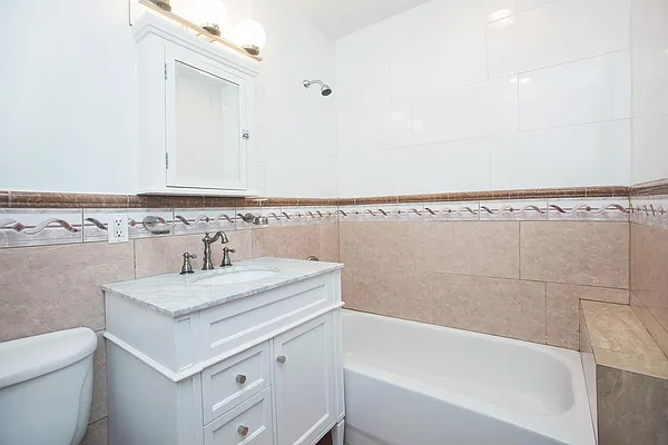 Sold by Bohemia Realty Group | media 27