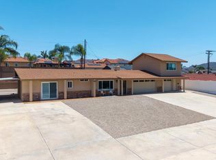 10704 El Nopal, Santee, CA 92071