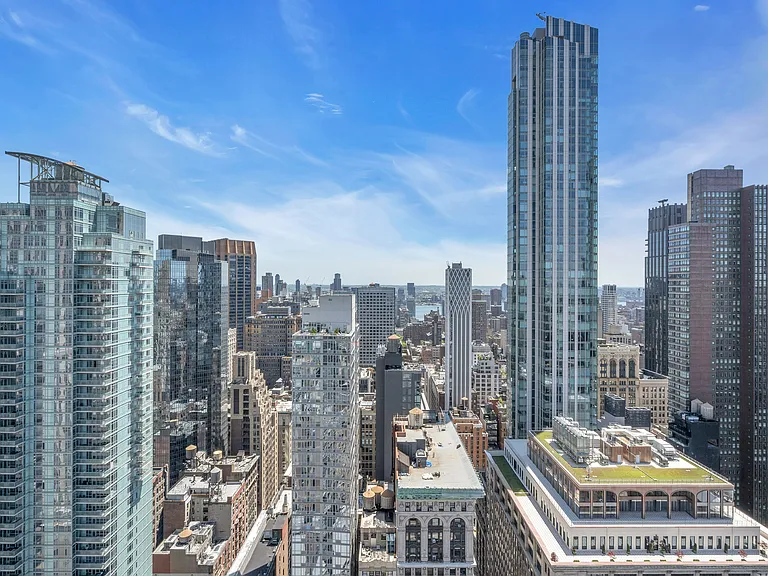 9 W 31st St #33D — Photo 16