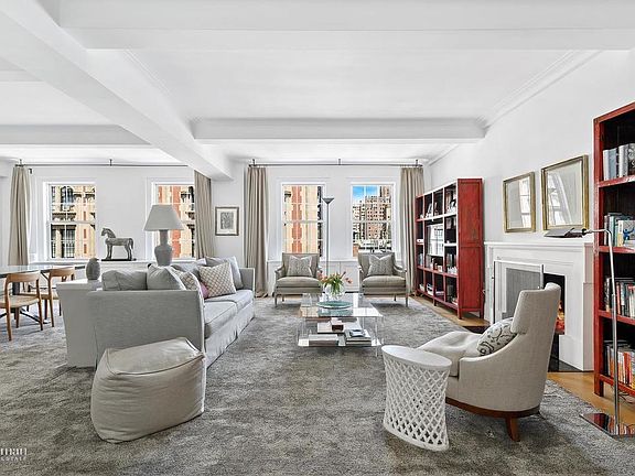 2nd image of 40 E 66th St APT 11A