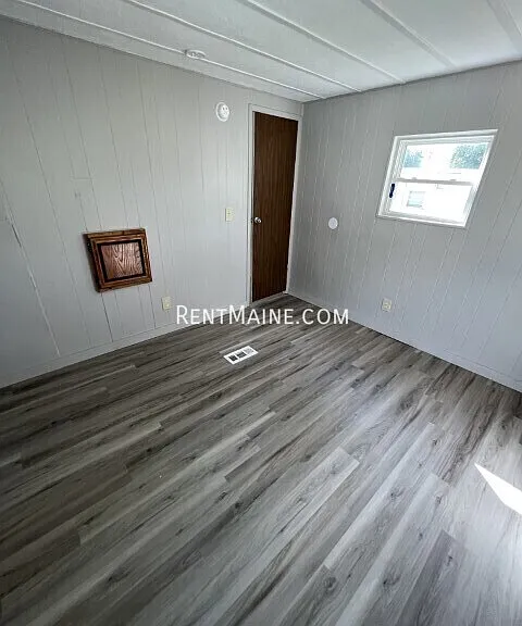 681 Main Rd N #11 — Photo 11
